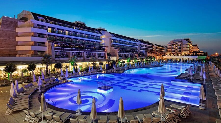 Crystal Waterworld Resort & Spa