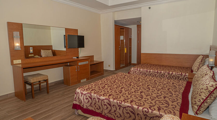 HEDEF BEACH HOTEL