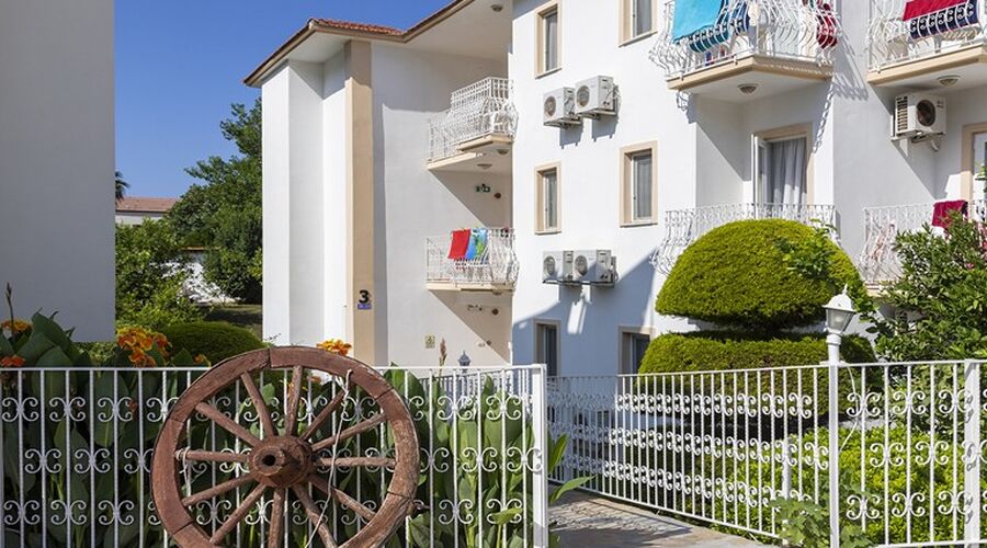 Karbel Beach Hotel