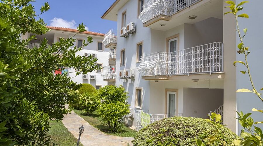 Karbel Beach Hotel