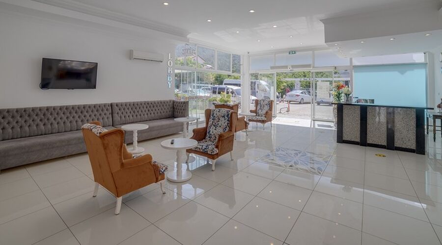 Karbel Beach Hotel