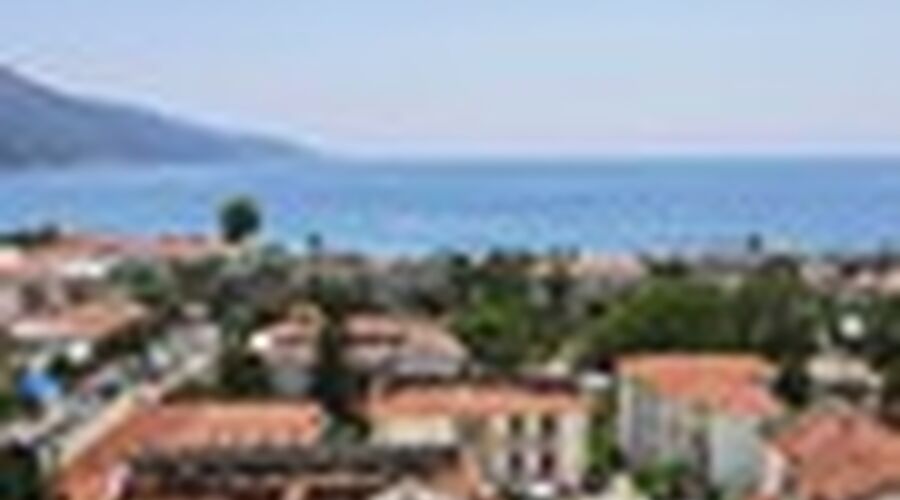 Karbel Beach Hotel