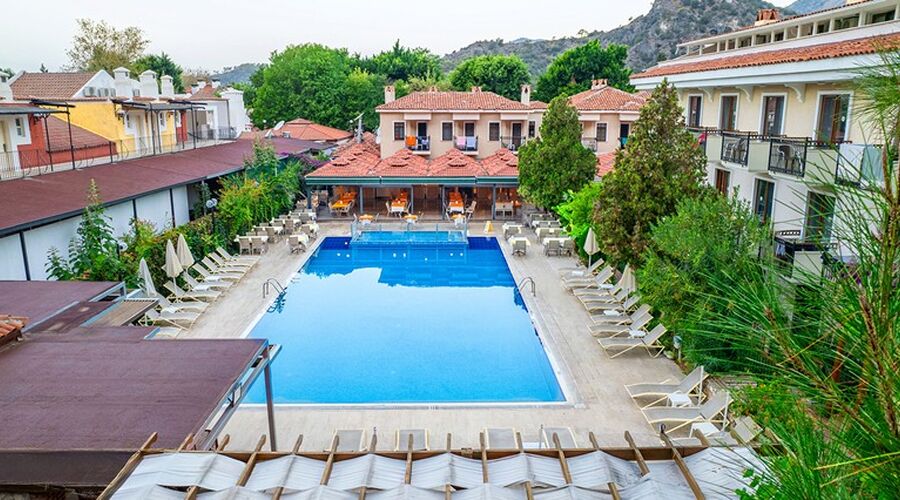 Perdikia Beach Hotel