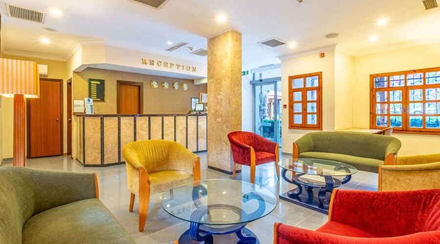 Perdikia Beach Hotel