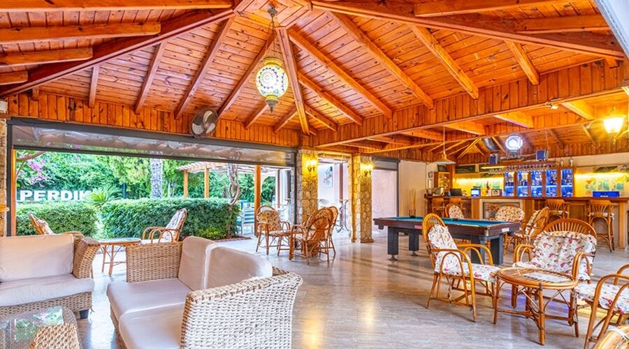 Perdikia Beach Hotel