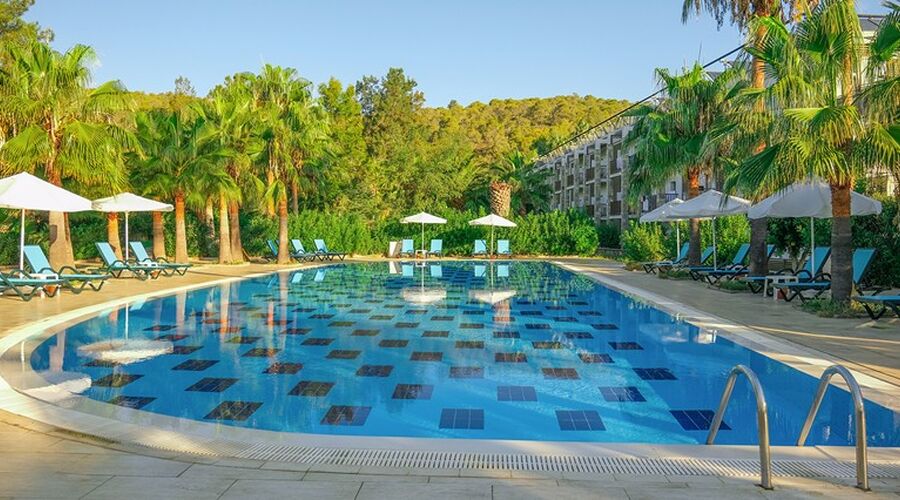GREEN BAY RESORT