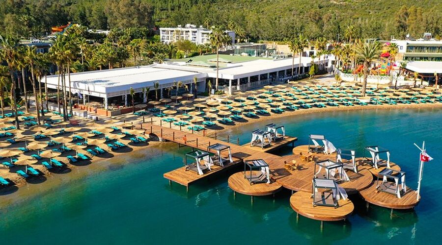 GREEN BAY RESORT