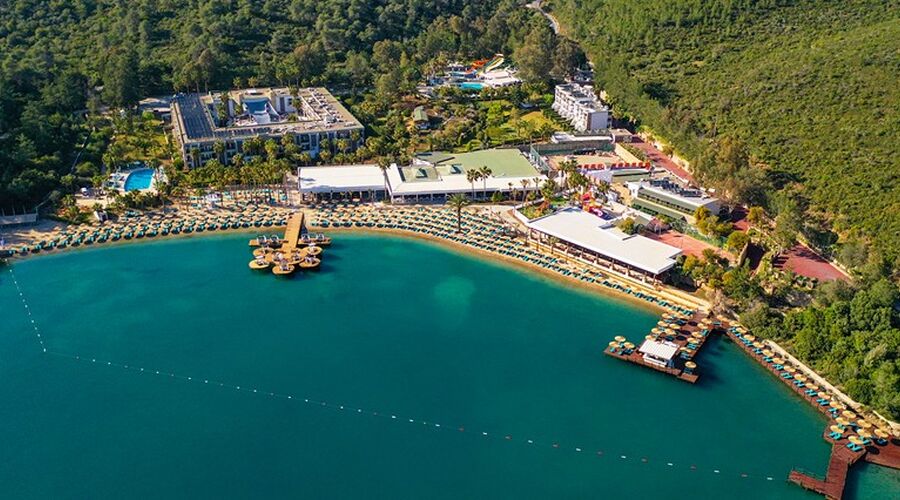 GREEN BAY RESORT