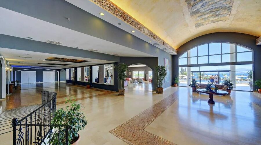 Yasmin Bodrum Resort