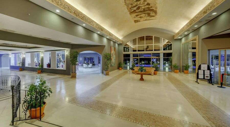 Yasmin Bodrum Resort