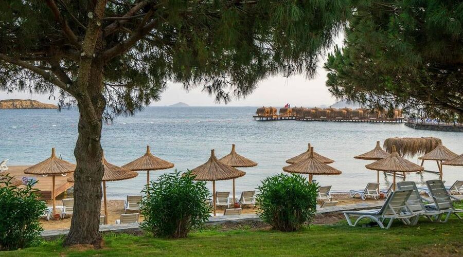Yasmin Bodrum Resort