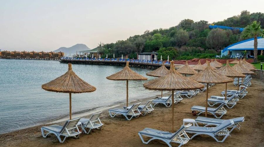 Yasmin Bodrum Resort