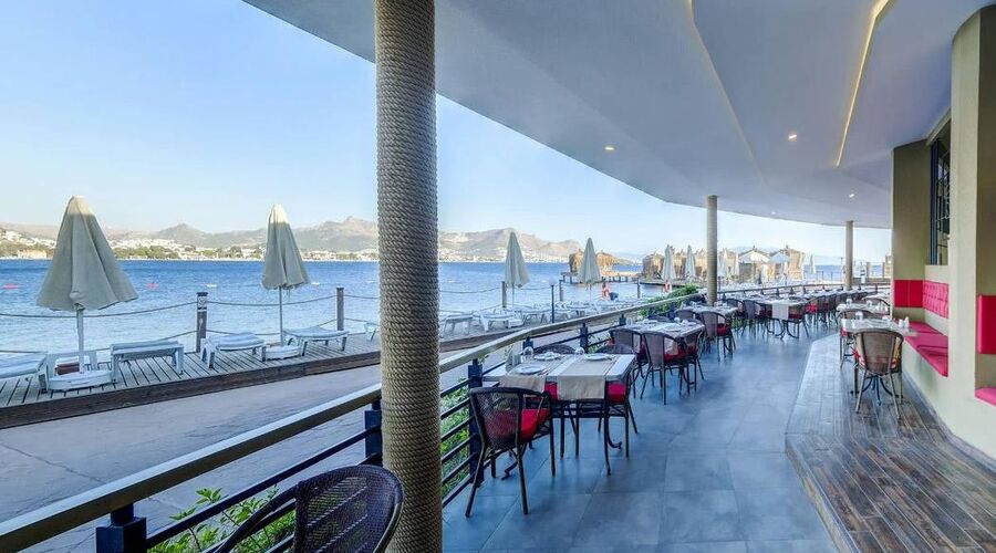 Yasmin Bodrum Resort