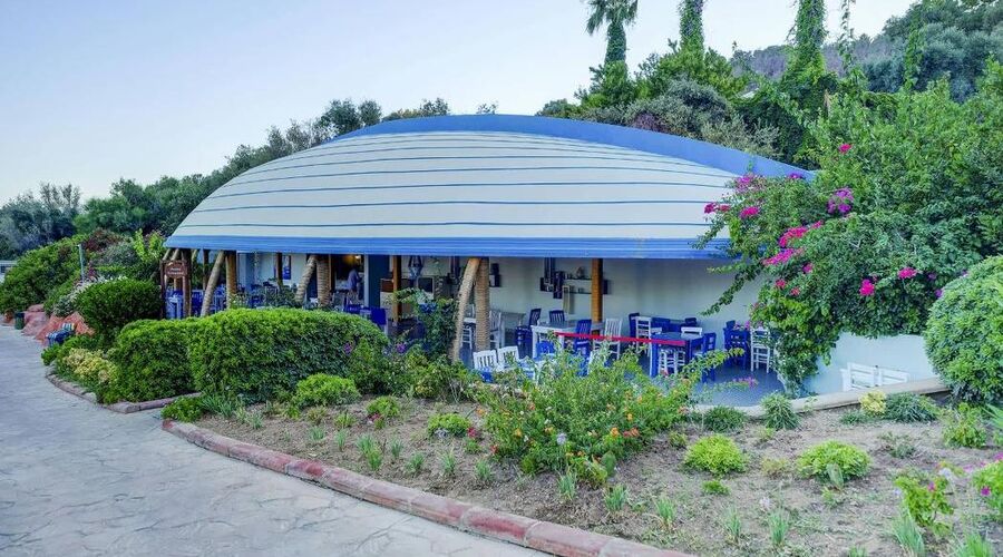 Yasmin Bodrum Resort