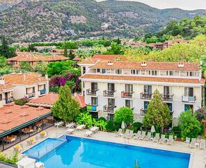 Perdikia Beach Hotel